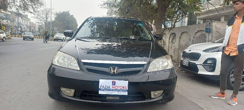 Honda Civic Oriel 2004 1