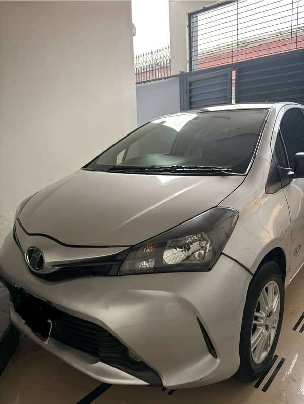 Toyota Vitz 2015 0