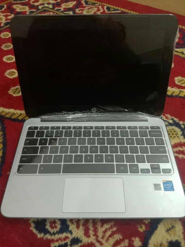 HP G5 ee Chromebook 4gb ram 2