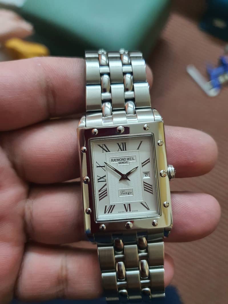 Frederique Constant, Raymond weil 16