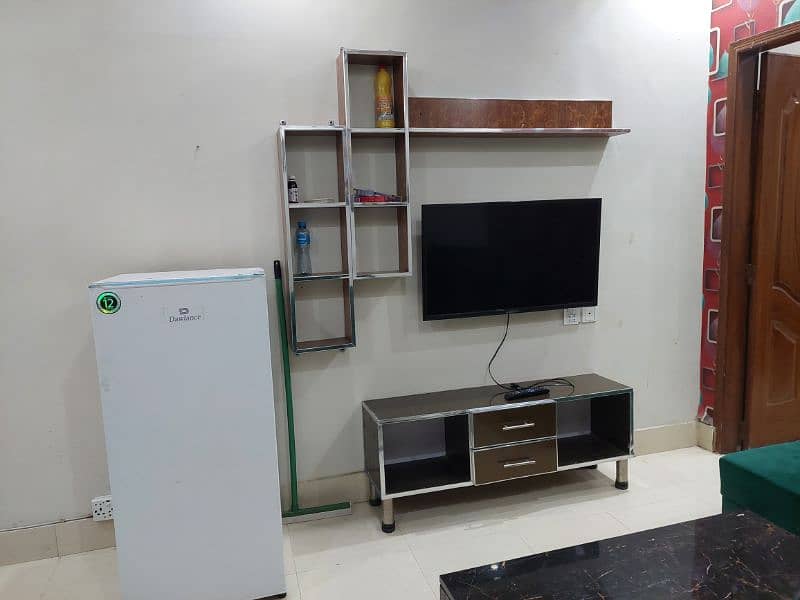 Fully Furnished Flat For Rent In Block H-3 Johar Town Lahore 11