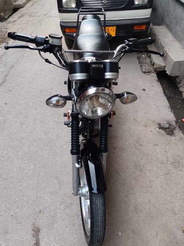 Suzuki GS150 se 3