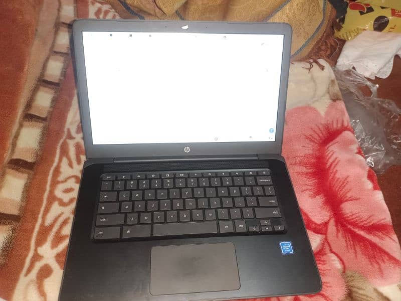 Hp Chromebook 4/32 1