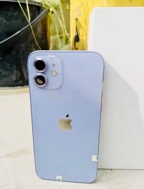 I phone 12 64GB FU 4 months sim working 0