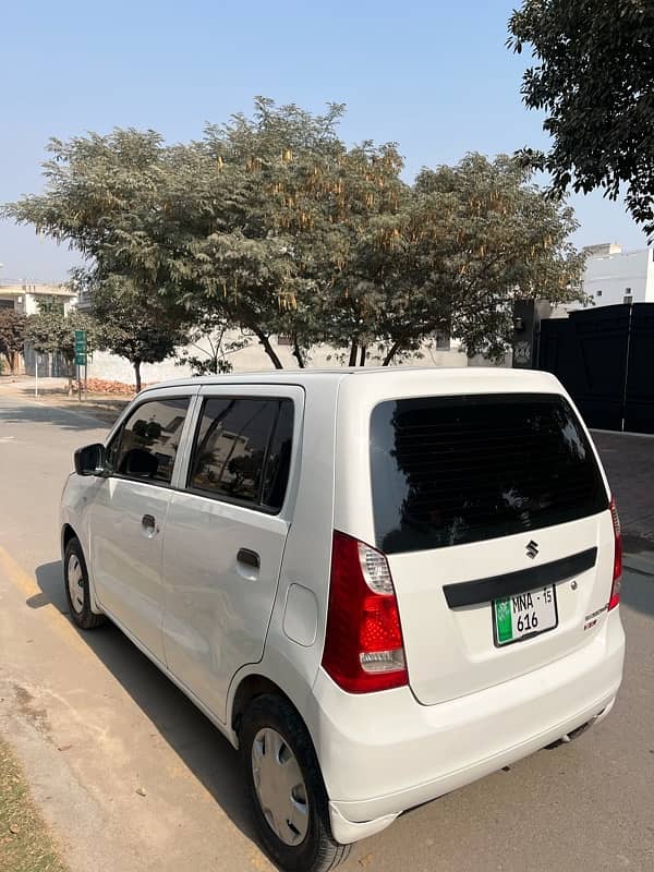 Suzuki Wagon R 2015 4