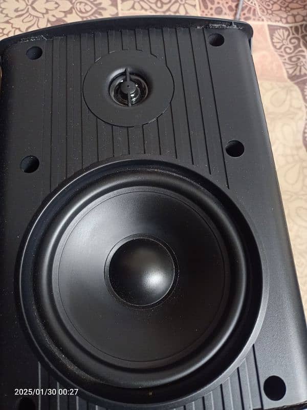 studio speakers powerful 5