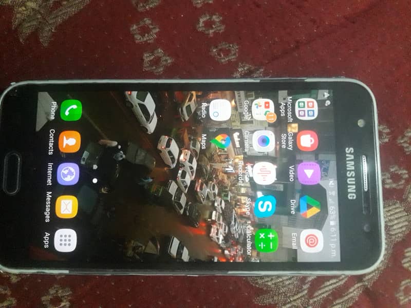 Samsung Mobile J5 6