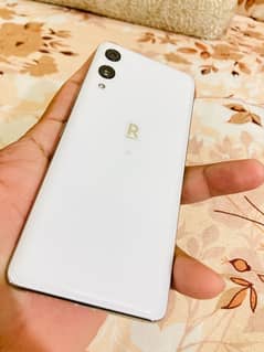 Rakuten Hand 5G Dual E-Sim