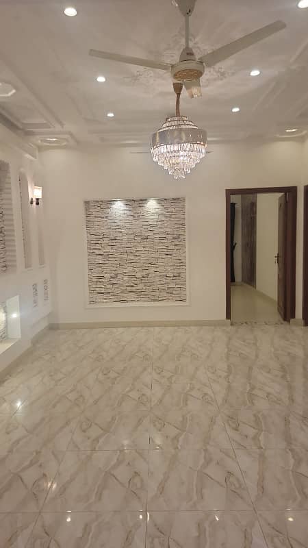 10 Marla Beautiful House For Sale at A extention in Citi Housing Sialkot 18