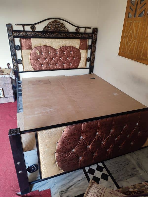 IRON BED GOOD QUALITY 1