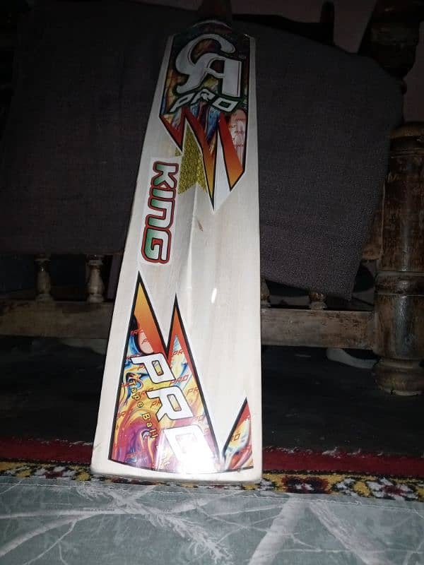 good quality bat new condition with bat cover 1