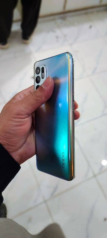 Oppo Reno6 in lush 8/128GB 1