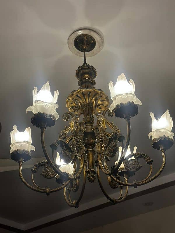 Chandelier with wall hanging 0