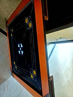 carrom board