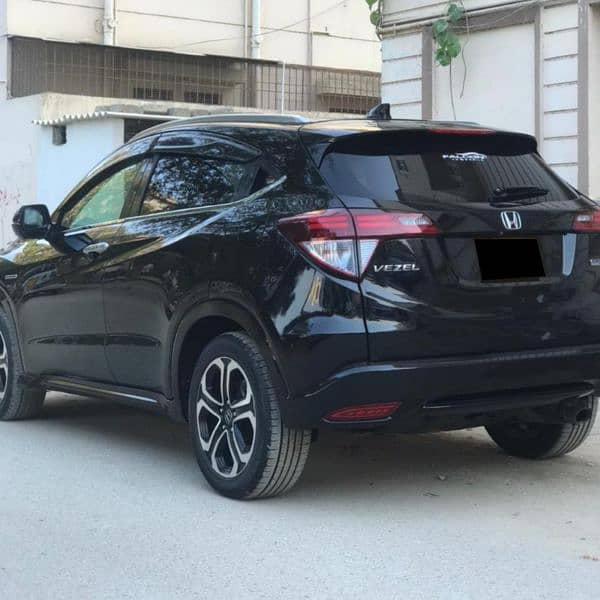 Honda Vezel 2015 1