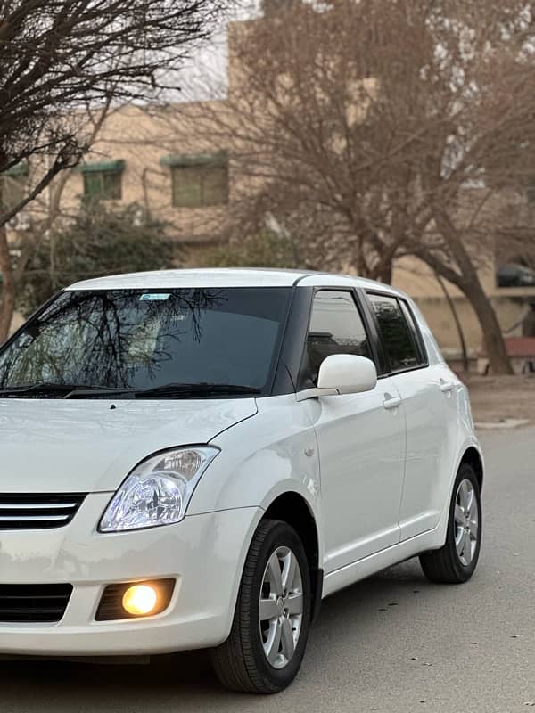 Suzuki Swift DLX 2019 2