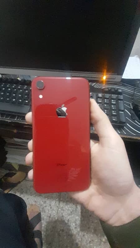 IPhone XR urgent sale 0