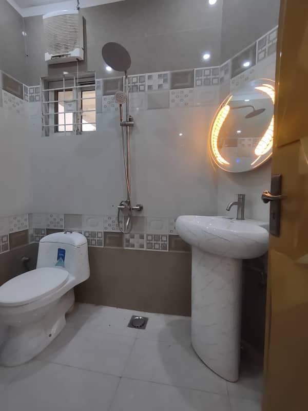 10 Marla Upper Portion For Rent In Bahria Orchard Lahore 4