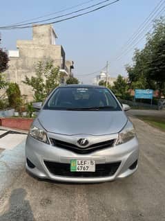 Toyota Vitz 2015