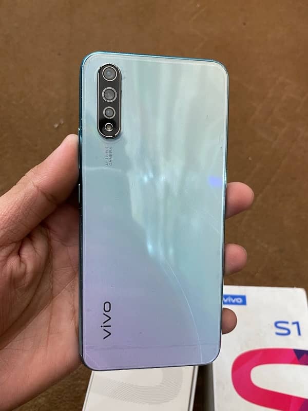 vivo s1 0