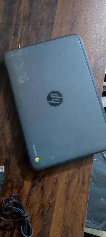 G4 Chromebook for Sell 11.6 in Display HD WLED 4Gb/16Gb 3