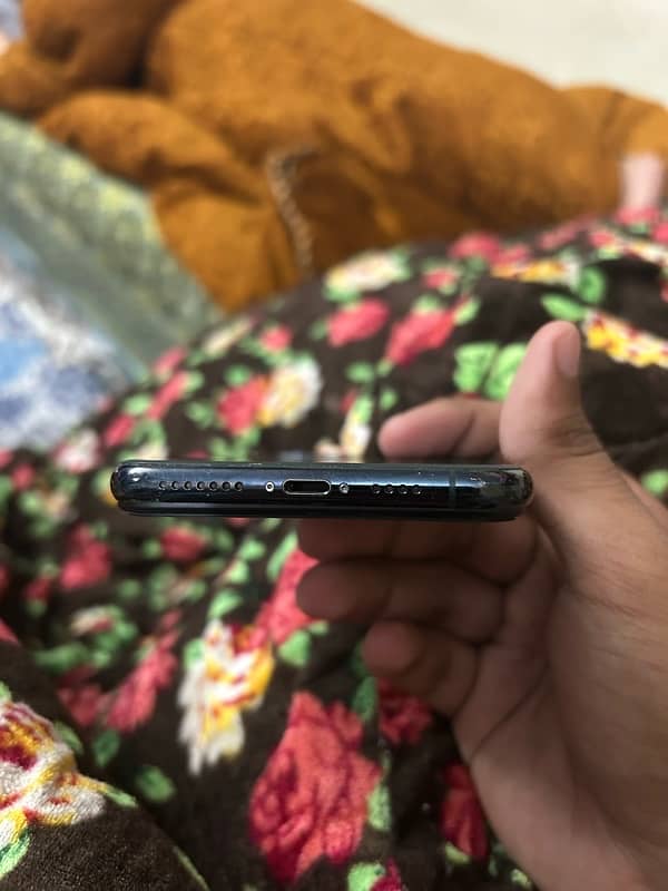 iphone 11 pro max fu 256gb non pta 8