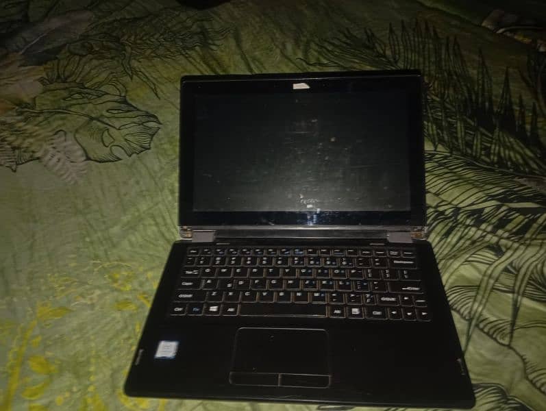 hair y11c laptop 8gb ram 500hard touch screen and 7gen processor 10