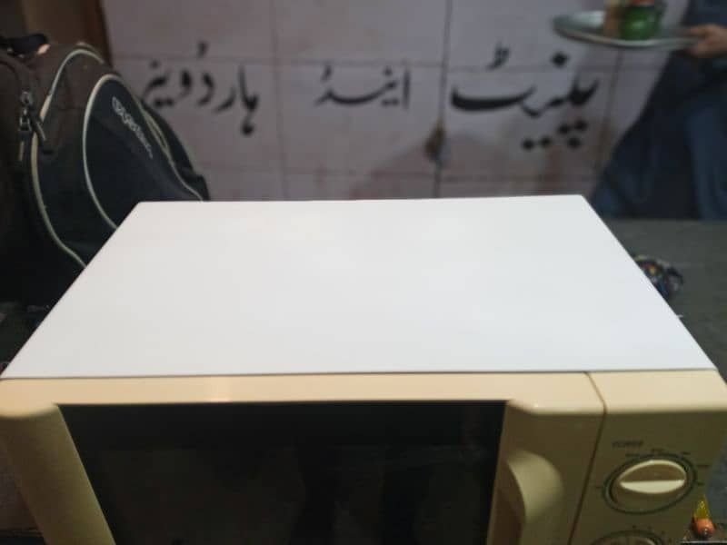 dawlance microwave oven brand new condition urgent sale 4