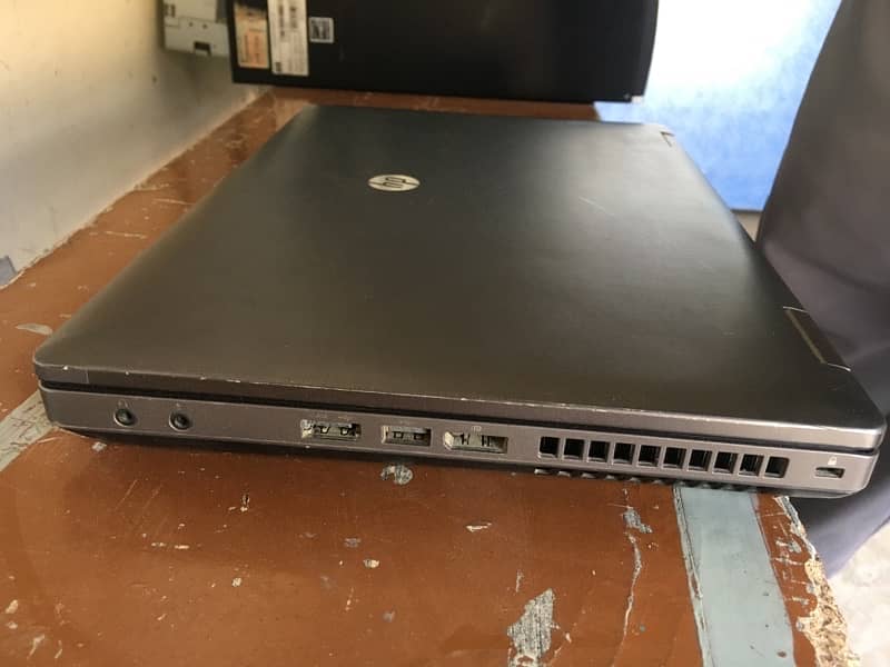 HP WorkStation 6470b 5