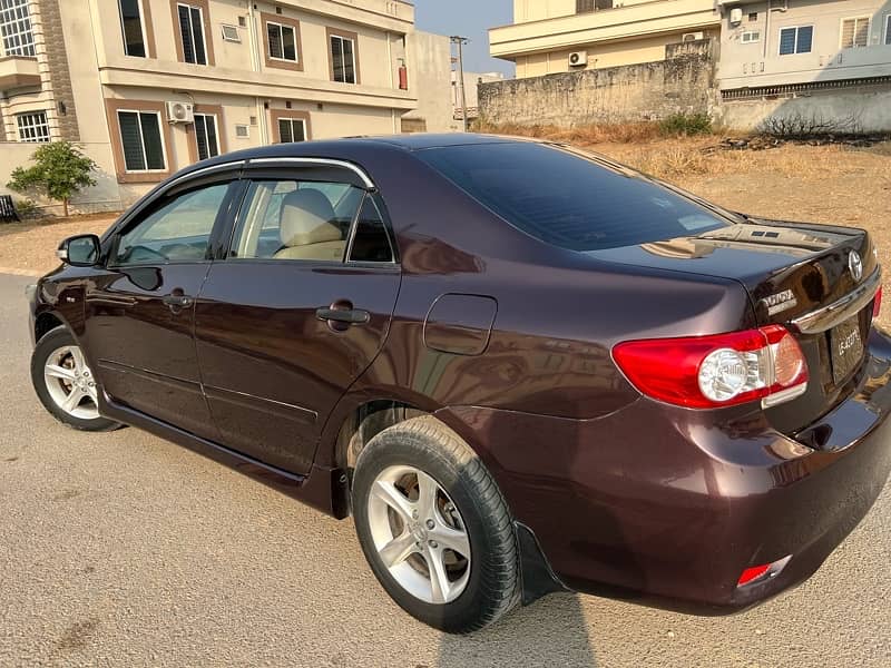 Toyota Corolla GLI 2012 5