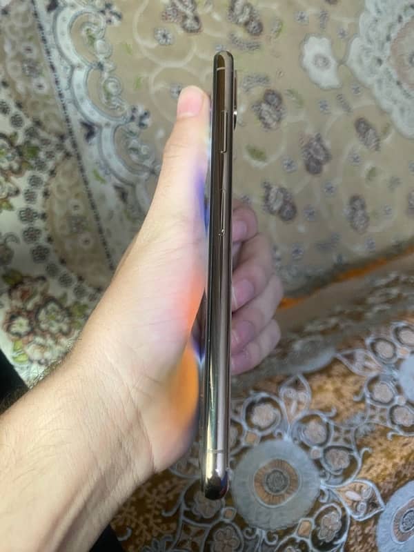 iphone xs max (64gb non pta) 2