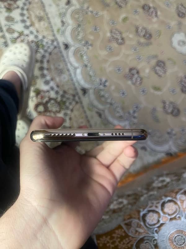 iphone xs max (64gb non pta) 3