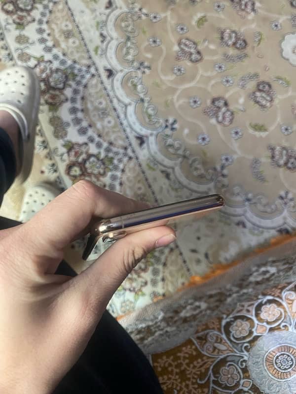 iphone xs max (64gb non pta) 5