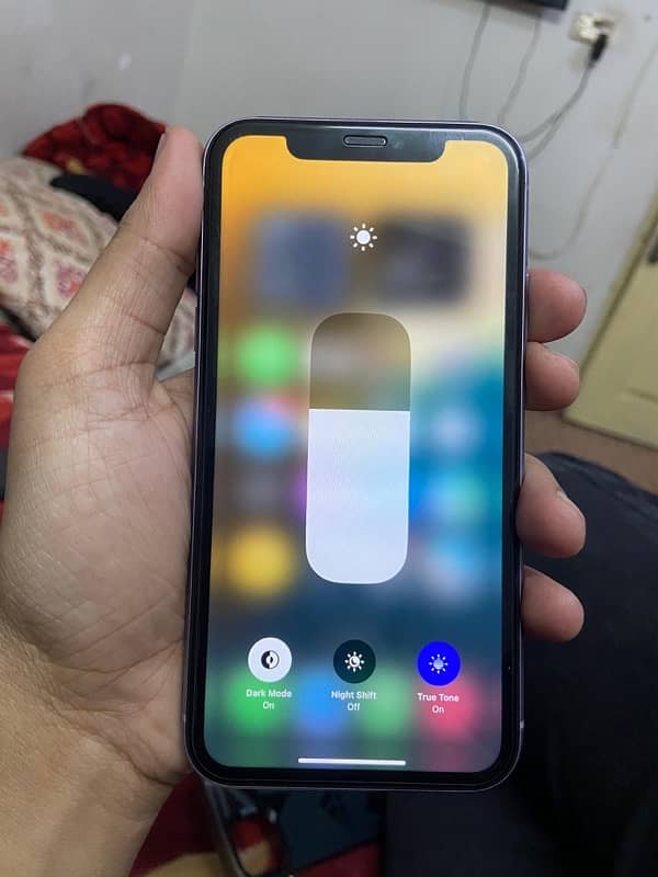 IPHONE 11 64gb non pta 4