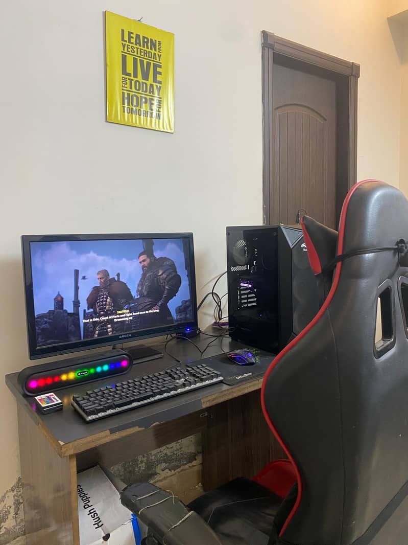 Gaming PC - i5-12400, RTX 3050, 32 GB RAM, 512 SSD, 27 inch 2k screen 5