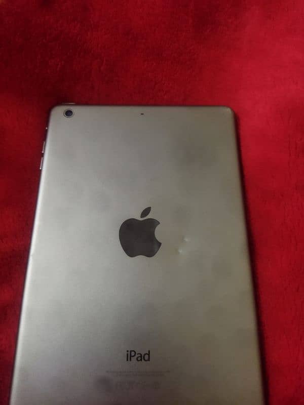 ipad mini 2 . . 32gb 1