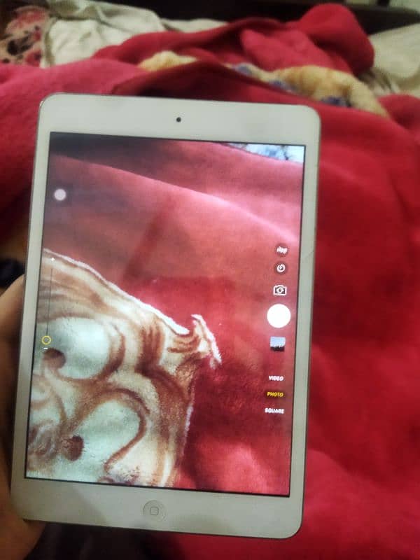 ipad mini 2 . . 32gb 3