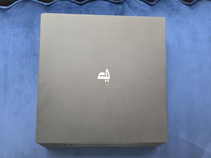 PS 4 PRO ULTIMATE PLUG IN AND USE CONSOLE 0