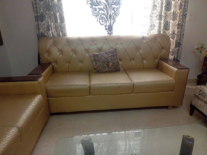 Sofa 8 seater, New condition 6