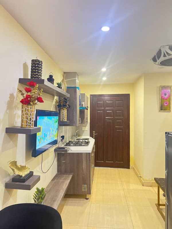 1 bedroom apartment for rent on daily basis in bahria town lahore 9