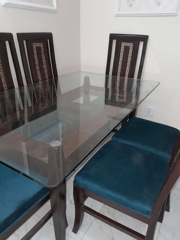 6 sitter dining table 4