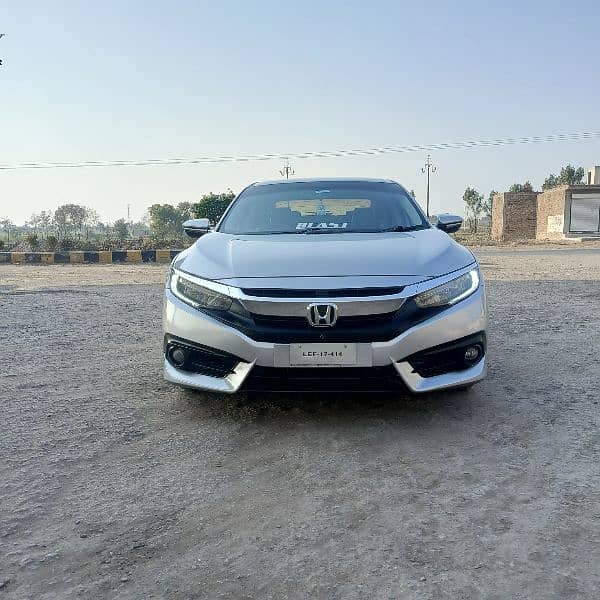 Honda Civic Oriel 2017 0