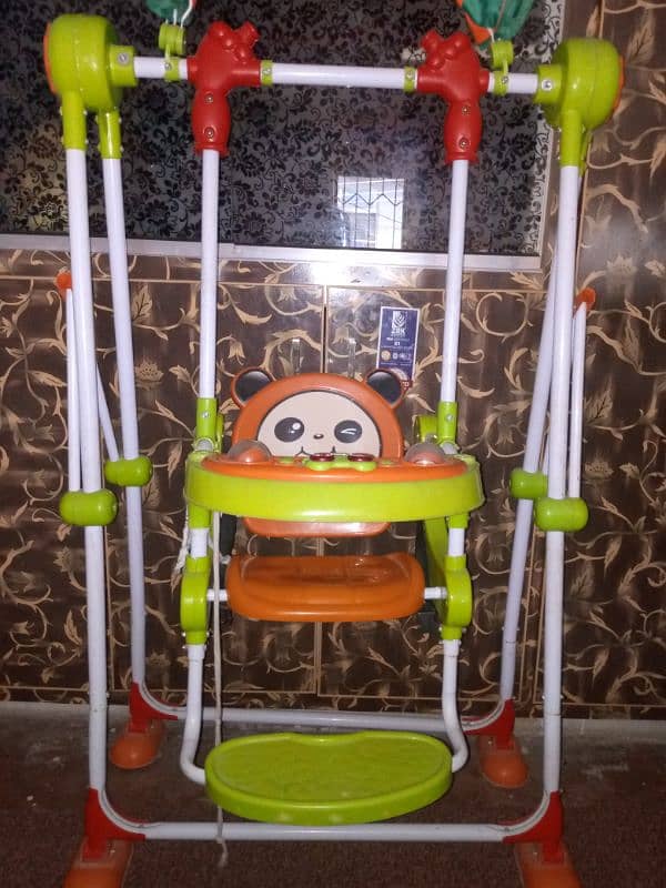 kids swing available, 2