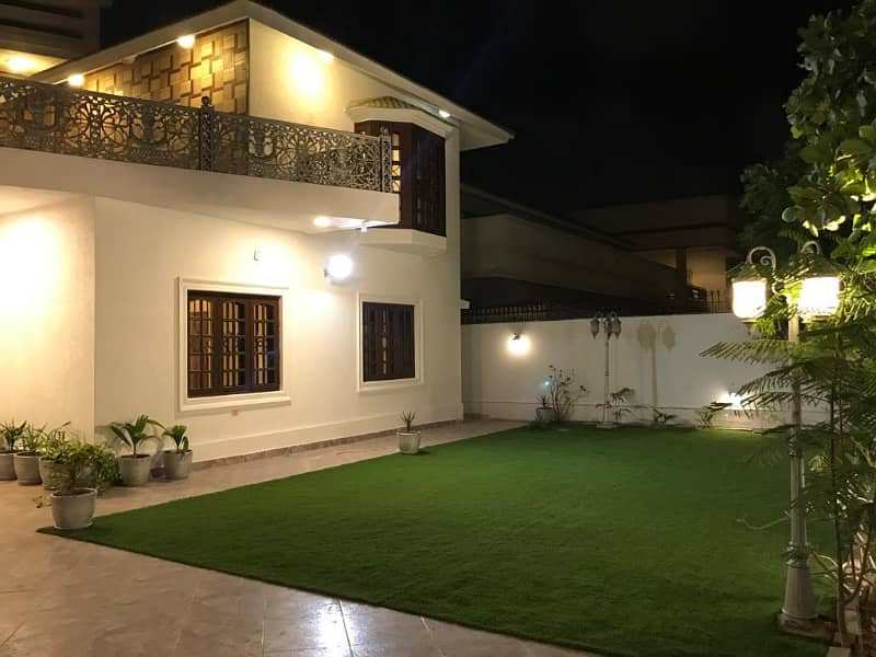 DHA Phase 8 500 Yard Bungalow Like Brand New 6 Bedroom 3