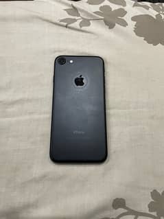 I phone 7 (pta approved)