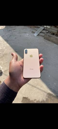 iphone xs Golden color