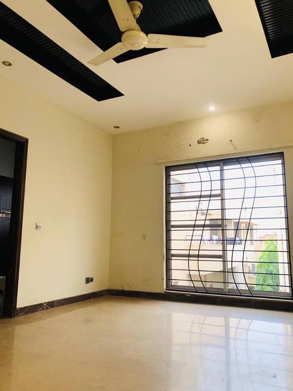 1 Kanal upper portion available for rent in dha phase 2 5