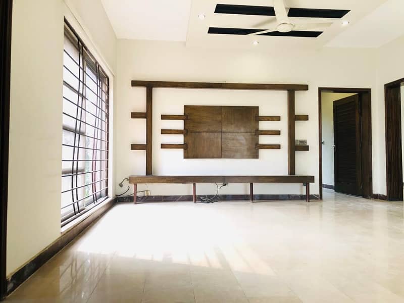 1 Kanal upper portion available for rent in dha phase 2 17