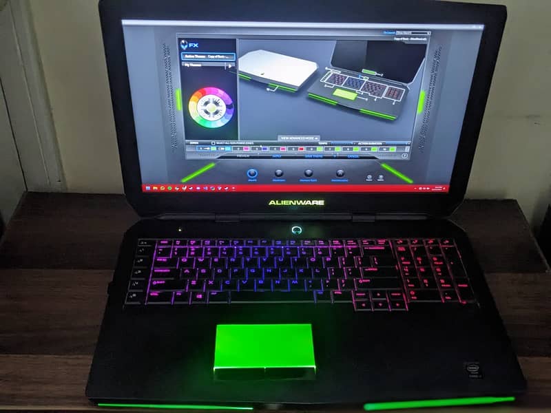 Alienware 17 R2 1