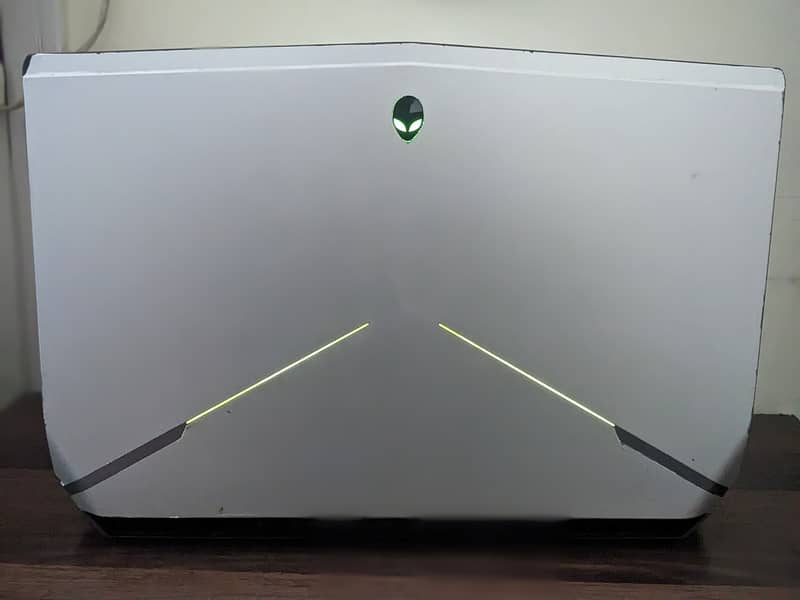 Alienware 17 R2 5